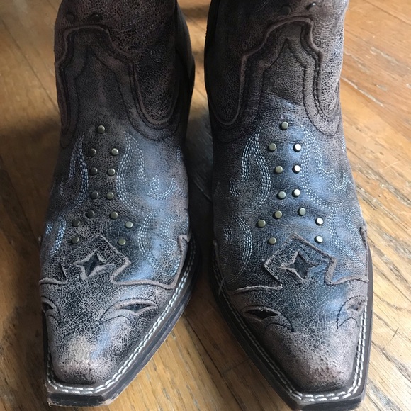 Cowgirl boots - Picture 2 of 3